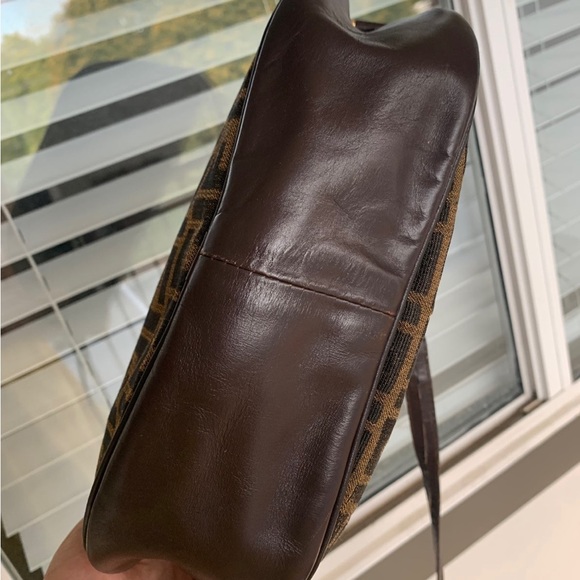 Vintage FF Shoulder Bag - Picture 5 of 12